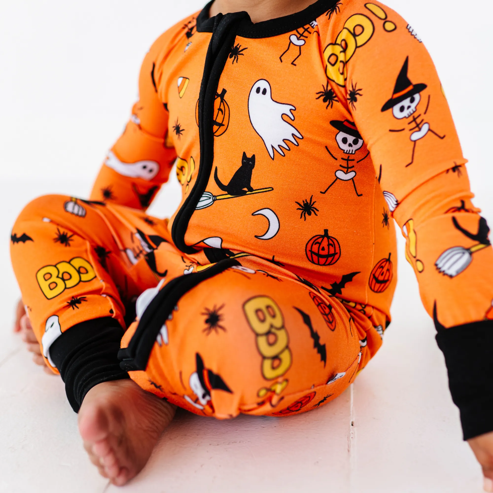 Be Our Ghost Convertible Footies