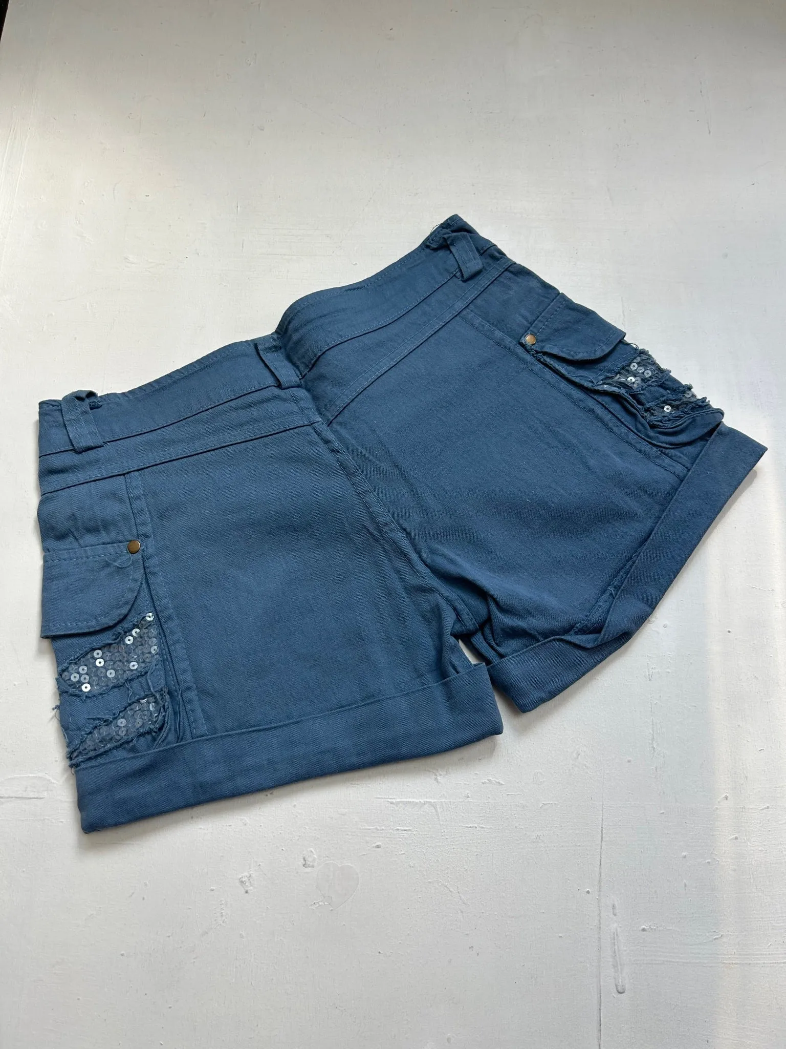 Blue sequins low rise mini cargo short (S)