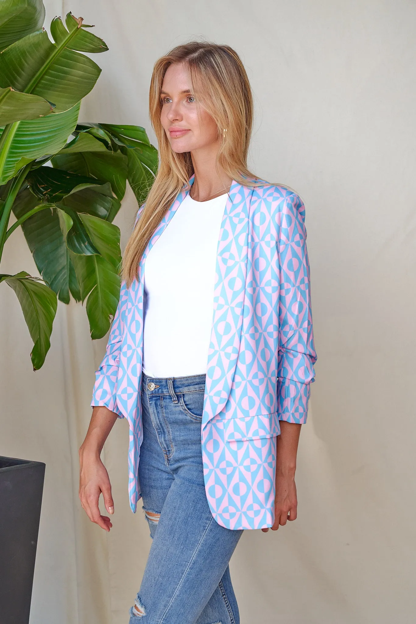 Geometric Print Ruched Sleeve Blazer