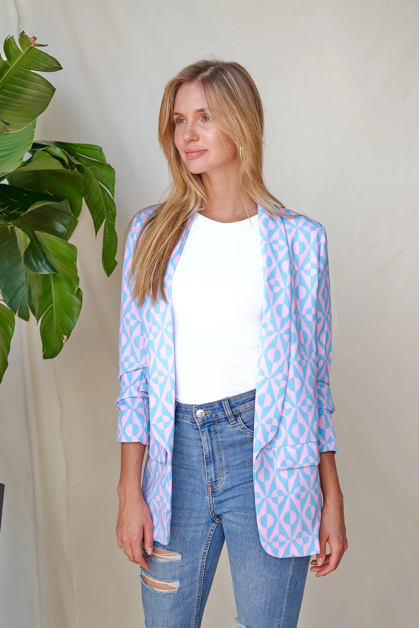 Geometric Print Ruched Sleeve Blazer