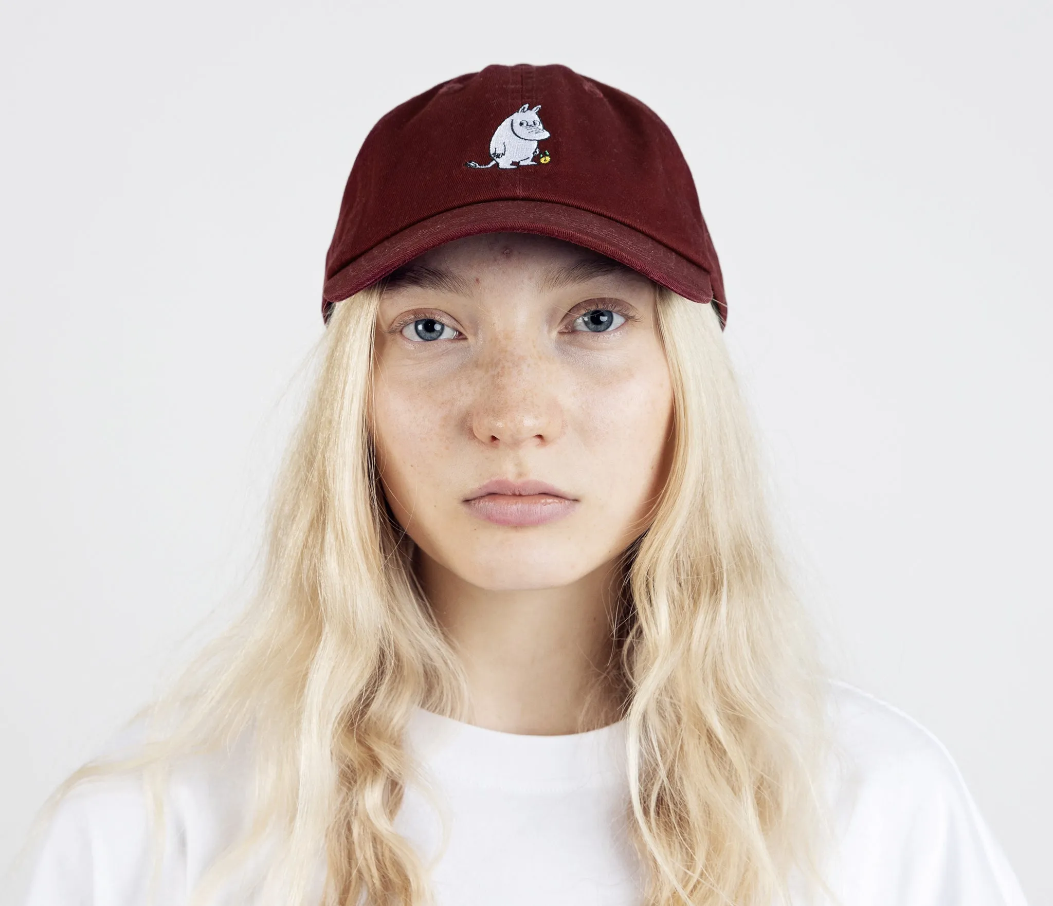 Moomintroll's Flower Adult Cap - Burgundy